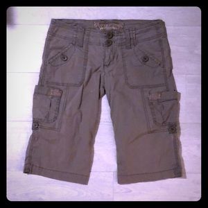 Beige capris by Hollister Sz XS